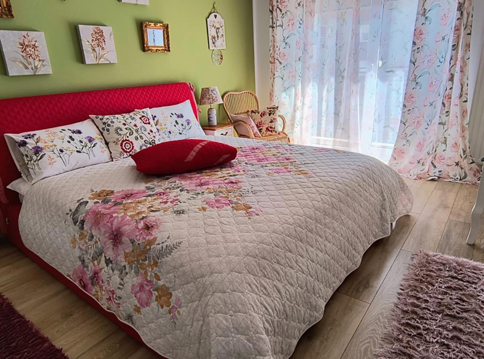 Sweet Garden Residence Braşov Extérieur photo